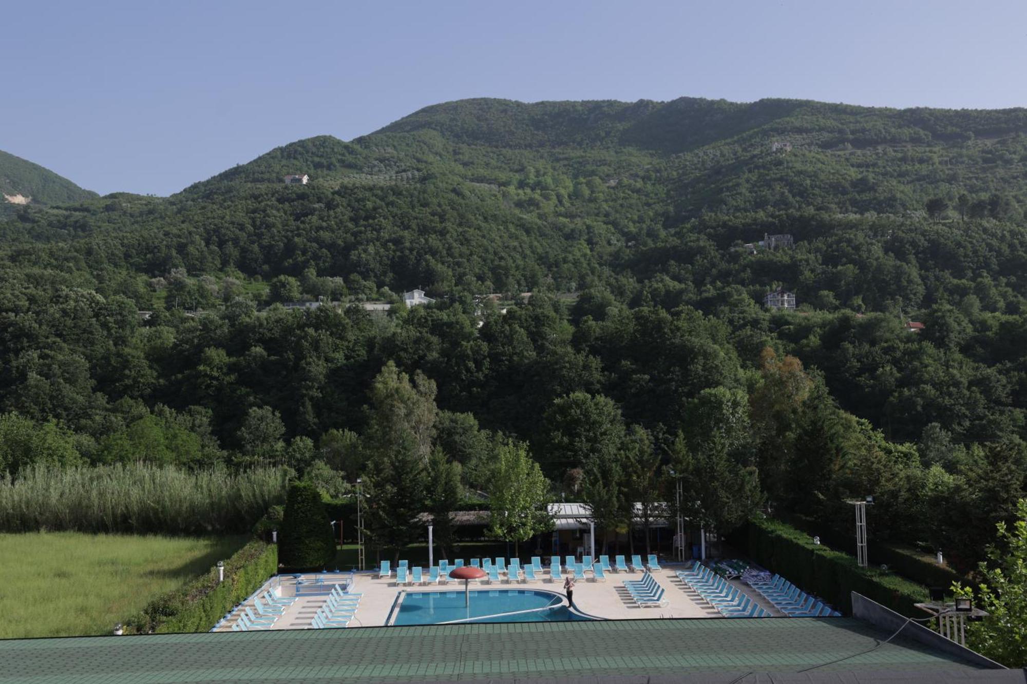 Mema Resort Mirash Buitenkant foto